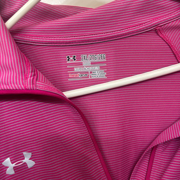 UA half zip top - Picture 2 of 2